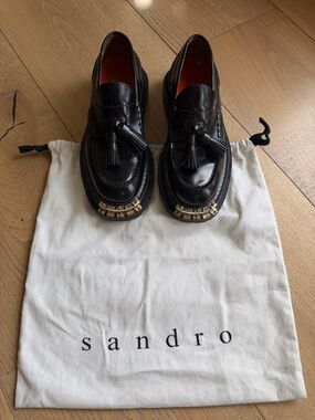 Sandro Black Leather Tassel Loafers with Gold Toe Hardware